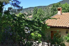 Kyveli Cottage