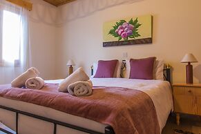Kyveli Cottage