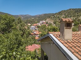 Kyveli Cottage