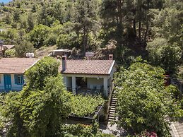Kyveli Cottage