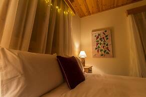 Kyveli Cottage