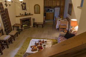 Kyveli Cottage