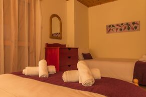 Kyveli Cottage