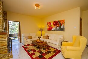 Persephone Cottage - Enhance Your Senses