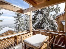Lovely Chalet in Turracherhöhe with Sauna & Indoor Hot Tub