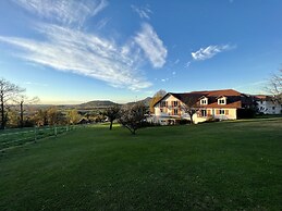 Hotel Restaurant Les Bergeronnettes