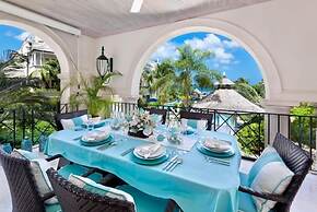 Schooner Bay 204