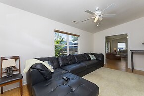 Harbor Delight On The Bay - Private Sandy Beach! 4 Bedroom Home by Red