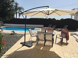 3 Bed Villa 10 Minutes Drive From Beautiful Beach