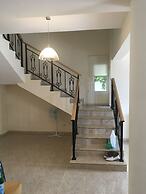 3 Bed Villa 10 Minutes Drive From Beautiful Beach