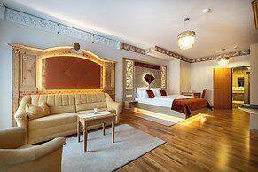 Schlosshotel Lacknerhof
