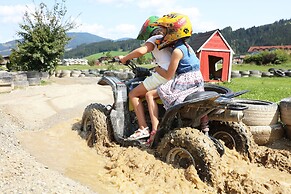 Schlosshotel Lacknerhof