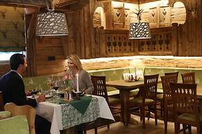 Schlosshotel Lacknerhof