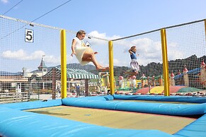 Schlosshotel Lacknerhof