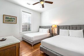 Spacious 5 Bedroom Near Magazine St & Uptown