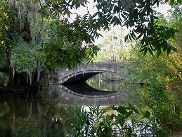 Spacious 5 Bedroom Near Magazine St & Uptown