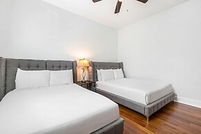 Spacious 5 Bedroom Near Magazine St & Uptown