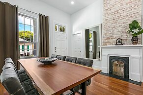 Spacious 5 Bedroom Near Magazine St & Uptown