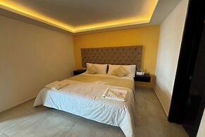 OYO Hotel Familiar Tollan