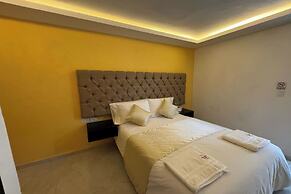 OYO Hotel Familiar Tollan