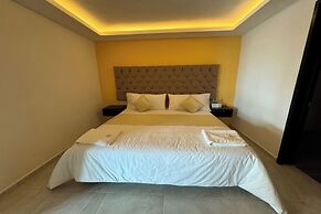 OYO Hotel Familiar Tollan