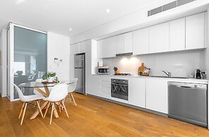 Waterloo St Apartments by Urban Rest