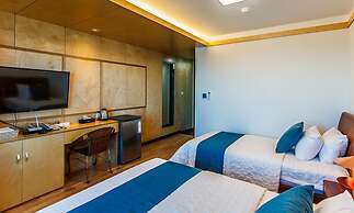 Cutie Pie Hotel