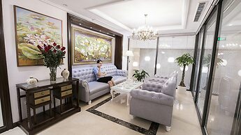 Hong Gia Tue Apartment