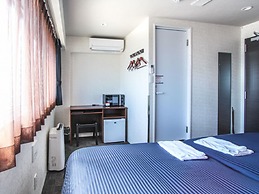 HOTEL LiVEMAX Kyoto Kamogawamae