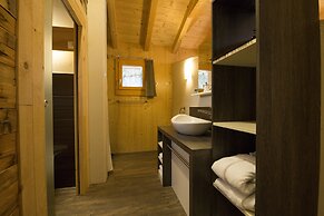 Hüttenhotel Husky Lodge