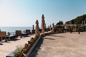 Khazar Palace Hotel & Restaurant