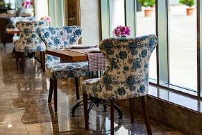 Khazar Palace Hotel & Restaurant