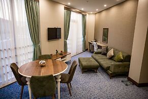 Khazar Palace Hotel & Restaurant