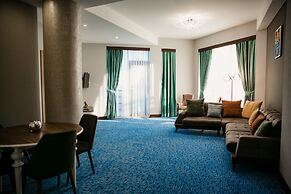 Khazar Palace Hotel & Restaurant