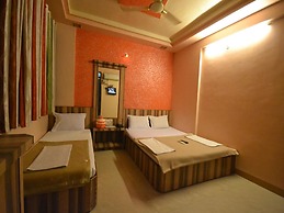 Hotel Sai Hari Prasad