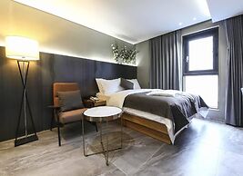 Jongno The Post Hotel