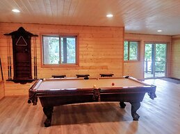 07MF - Lake Front - Hot Tub - BBQ - Sleeps 8