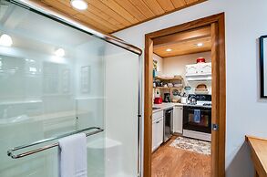 04SL - Hot Tub - BBQ - Pets OK - Sleeps 5