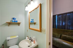 19MBR - Hot Tub - Sauna - BBQ - Pets Ok - WiFi - Sleeps 10