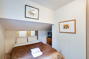 19MBR - Hot Tub - Sauna - BBQ - Pets Ok - WiFi - Sleeps 10