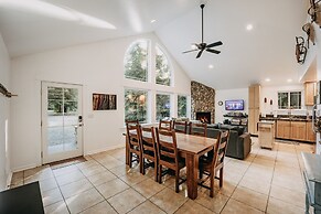 01SL-Hot Tub-Pets OK-BBQ-WIFI - Sleeps 8