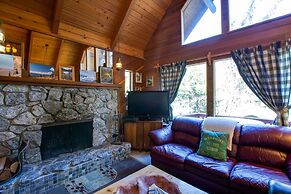 53MBR - Hot Tub - Wi-Fi - Sleeps 6