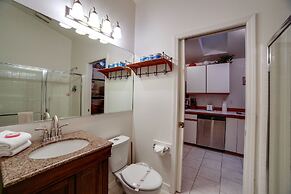 16GS - Hot Tub - BBQ - Pets Ok - Sleeps 2