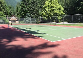 74SL - Pets OK - WIFI - BBQ - Sleeps 8