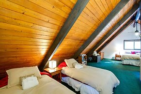 98SL - Hot Tub - BBQ - Pets Ok - WiFi - Sleeps 6