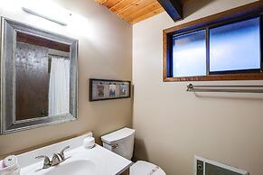 98SL - Hot Tub - BBQ - Pets Ok - WiFi - Sleeps 6