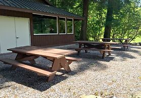 86SL - Rustic - Pets Ok - BBQ - Sleeps 6