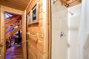 97MF - Lakeside - Dock - BBQ - Pets Ok - Sleeps 6