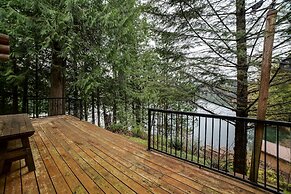 97MF - Lakeside - Dock - BBQ - Pets Ok - Sleeps 6