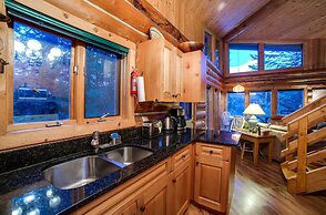 97MF - Lakeside - Dock - BBQ - Pets Ok - Sleeps 6